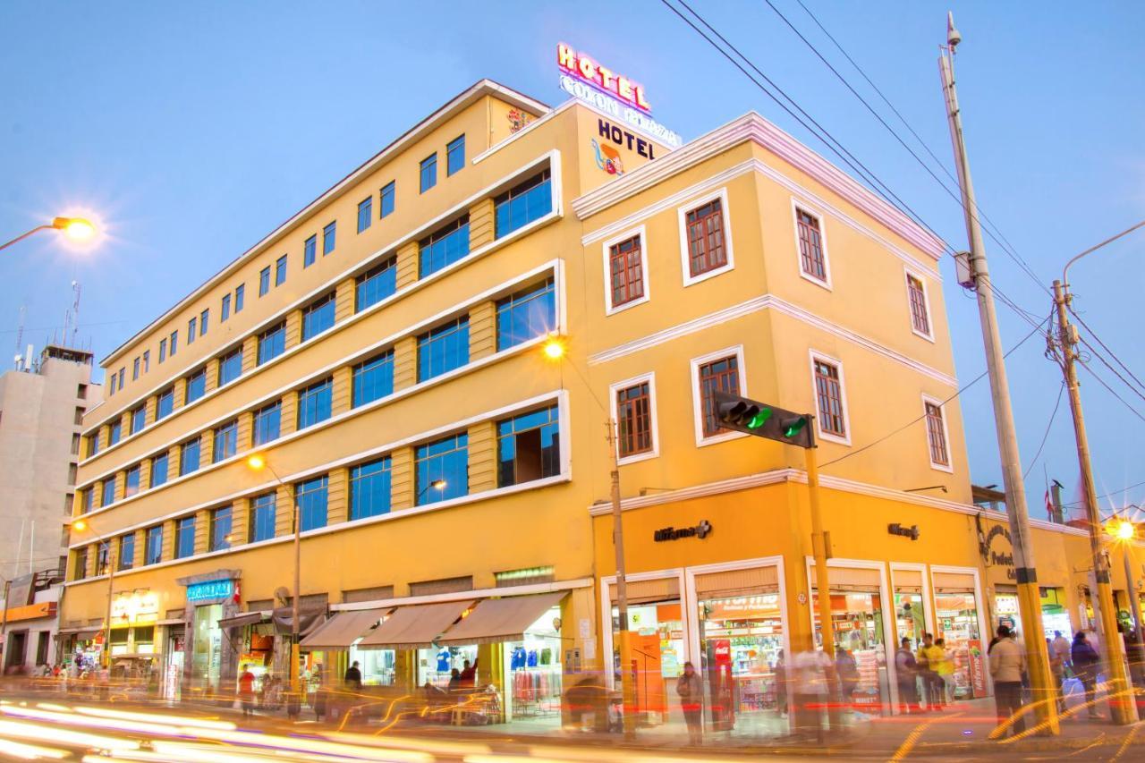 איקה Hotel Colon Plaza מראה חיצוני תמונה